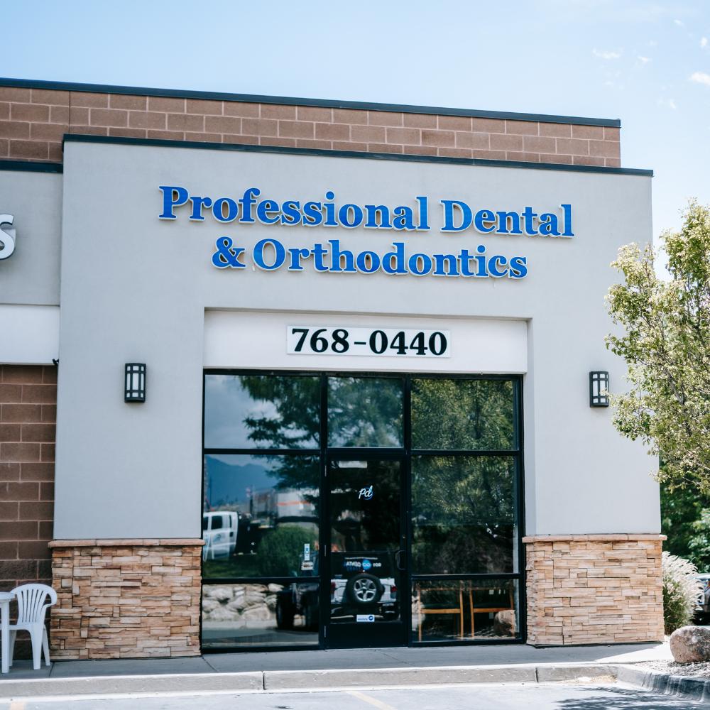 4 7 - Professional Dental