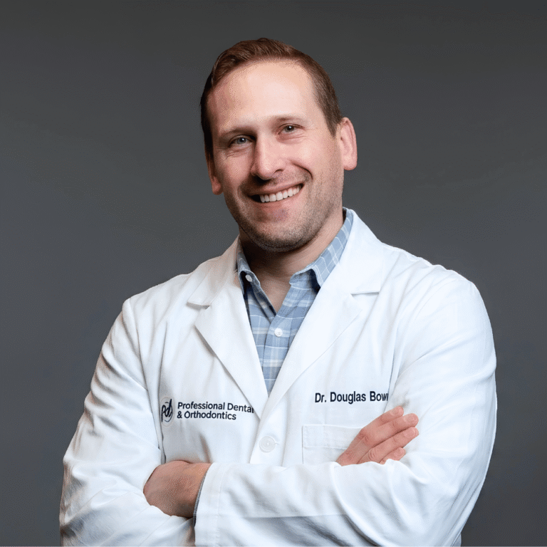 Doctores 1 - Odontología Profesional Dr. Douglas Bowen, DMD - Pediatric Dentist at Professional Dental
